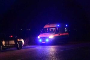 Πικέρμι: Τροχαίο με νεκρό 62χρονο οδηγό όταν αυτοκίνητο «καρφώθηκε» σε κολόνα